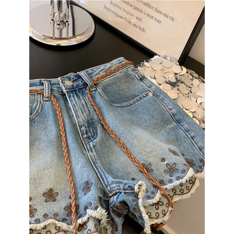 Breathable Vintage Denim Short - огляд і ціна Shorts Denim Frayed